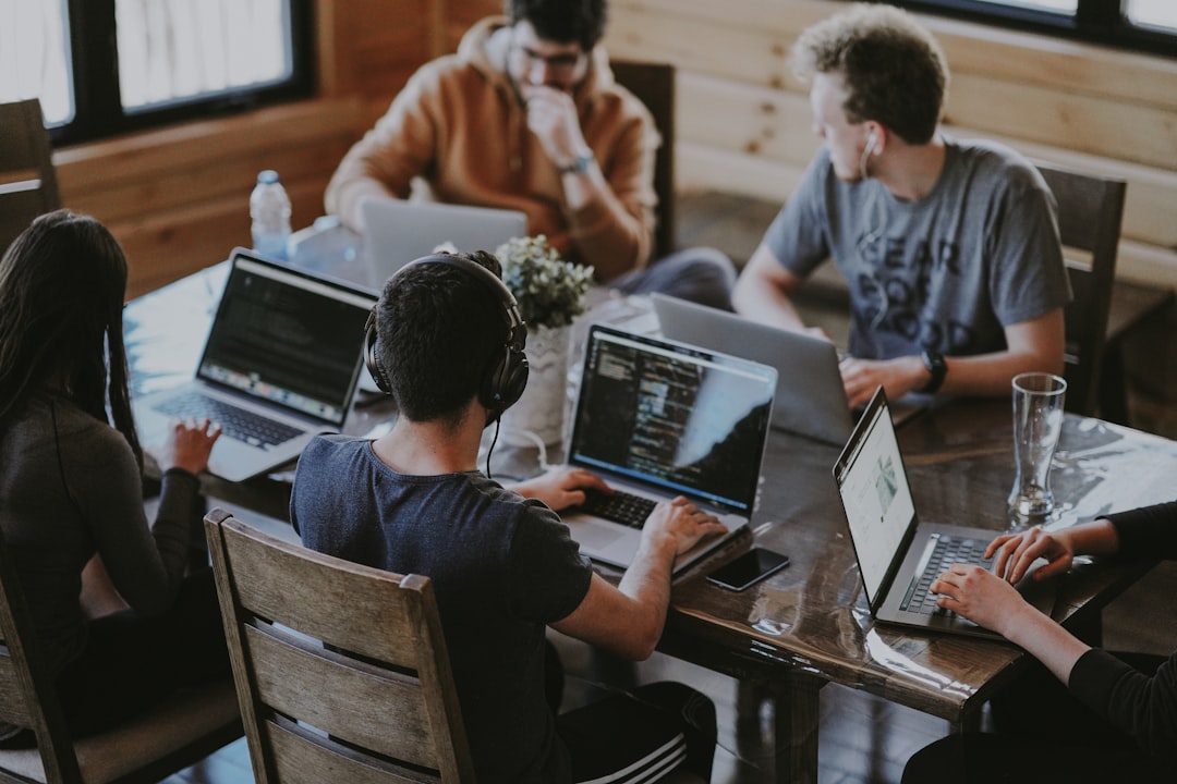 How to Choose the Right Digital Marketing Agency for Your Needs